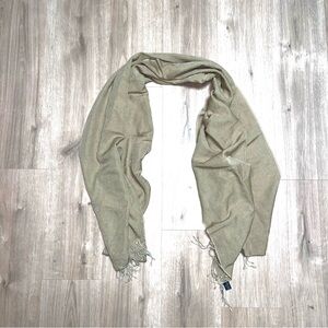 Warm Pashmina and Silk Shall/Scarf Made in Nepal. Old Money. Quiet Luxury.